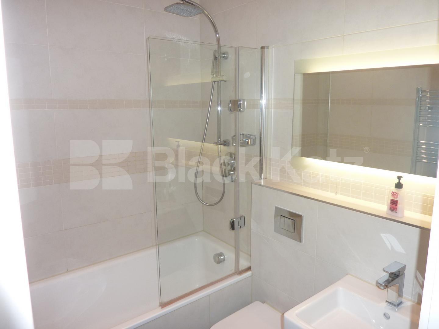 			GREAT APARTMENT IN A FANTASTIC LOCATION, 1 Bedroom, 1 bath, 1 reception Flat			 Murray Street, CAMDEN